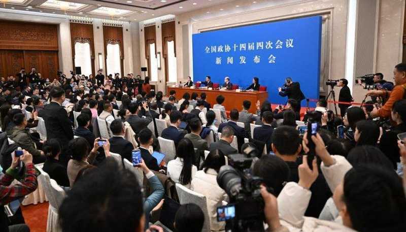 刘结一:中国脱贫攻坚成果经受住了实践和历史的检验 新闻