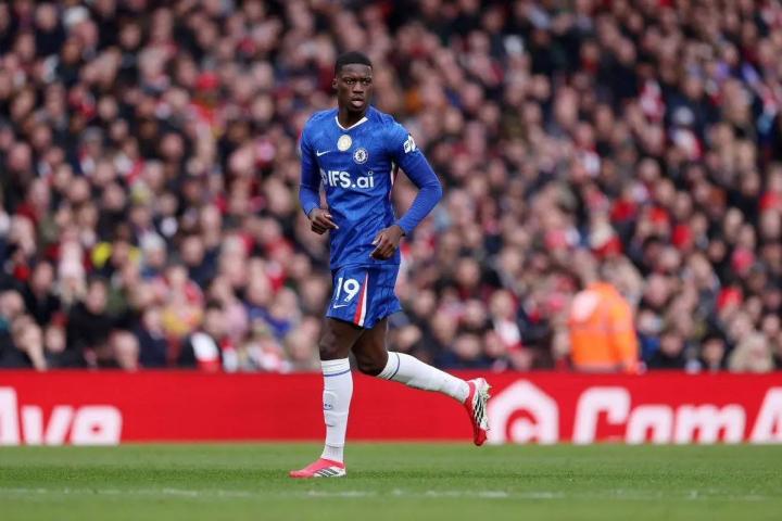 内维尔:马马杜-萨尔做得不错,今天他可以昂首离开 新闻 内维尔:马马杜-萨尔做得不错,今天他可以昂首离开 新闻