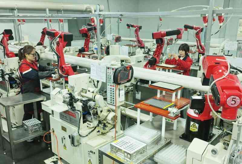 全球不确定性加剧之际,中国经济增长目标区间划定;高质量发展航向明确,海外目光聚焦稳定力量。 文化旅游