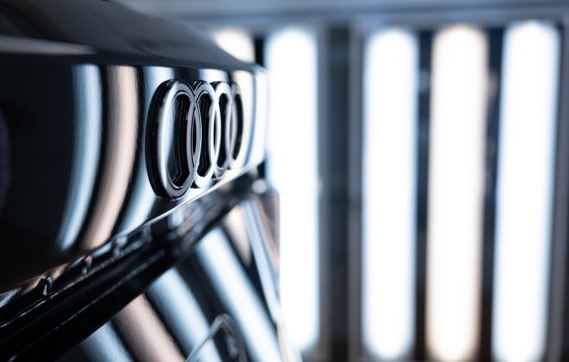 豪华品牌中国战略再升级;高层人事变动频现;纯电产品加速布局。 汽车科技