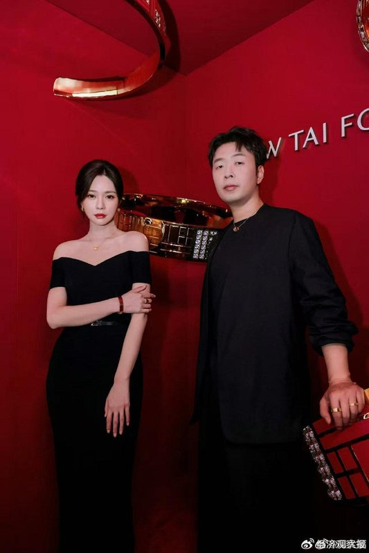 从爱马仕到周大福;谢鼎鸿带来奢侈风暴,传统巨头如何华丽转身? 时尚用品