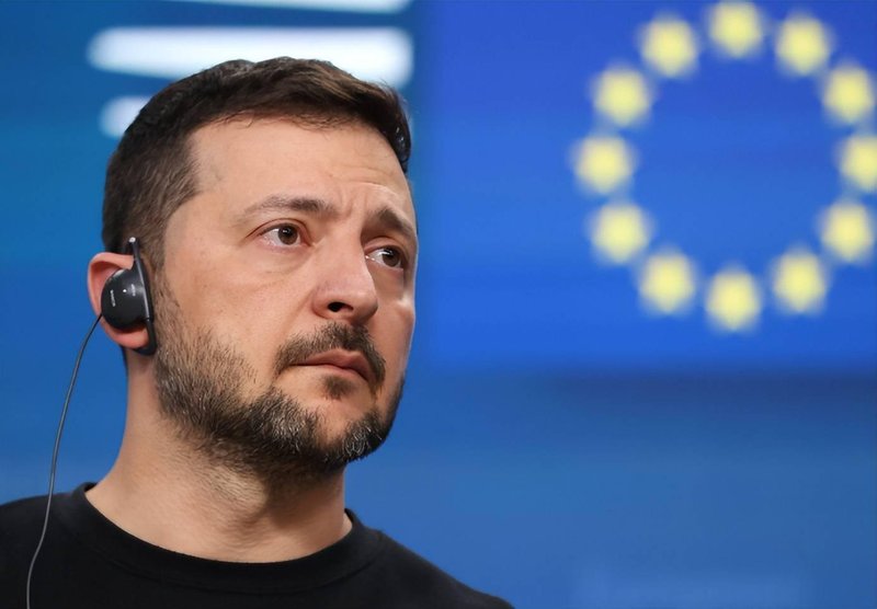  美乌关系再起波澜，特朗普批评泽连斯基援助提议。 新闻