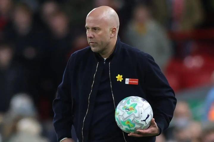  利物浦球迷不满现状，斯洛特面临信任危机；安菲尔德嘘声四起，红军需重塑信心 体育新闻 利物浦球迷不满现状，斯洛特面临信任危机；安菲尔德嘘声四起，红军需重塑信心 体育新闻 利物浦球迷不满现状，斯洛特面临信任危机；安菲尔德嘘声四起，红军需重塑信心 体育新闻