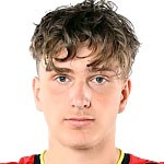 打破刻板印象:如何评估曼联引援古茨的真实性价比与战术价值 体育新闻