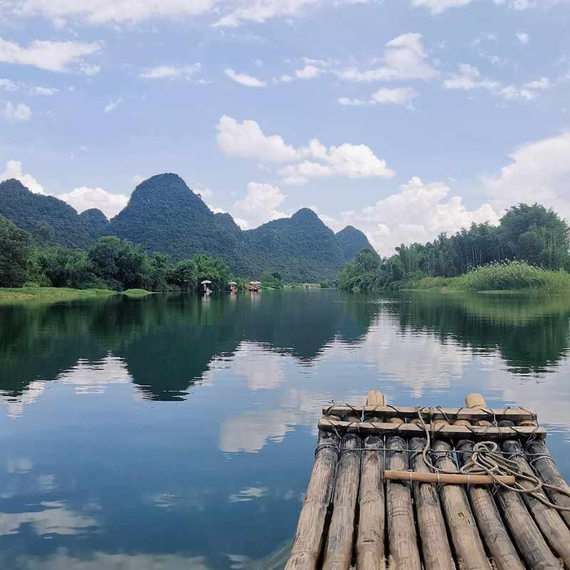 资本市场的科技迷雾:频繁获批的新基,究竟是风口还是陷阱? 股票财经