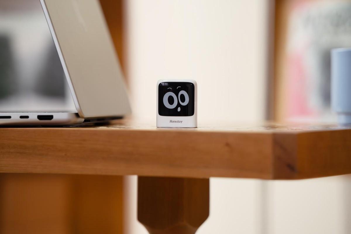  「氮化镓+双C口」深度解析：航嘉灵动F45 Neo 2C技术架构与快充协议兼容性测评 手机评测