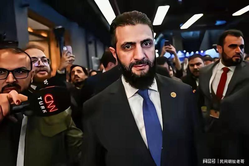  【深度复盘】从“全球通缉”到“柏林座上宾”：朱拉尼政治转型的技术拆解与战略博弈 新闻