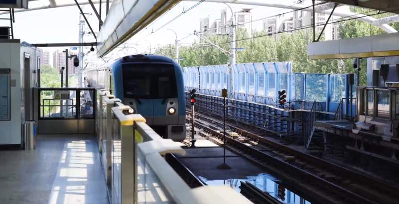  【技术复盘】南京地铁1号线元老列车更新改造：深度拆解背后的工程逻辑 新闻