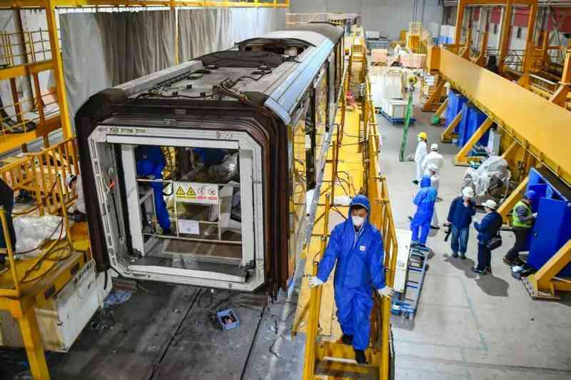  【技术复盘】南京地铁1号线元老列车更新改造：深度拆解背后的工程逻辑 新闻