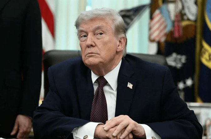  解密武器失踪事件·特朗普首度坦承背后的战略漏洞与情报迷局 新闻