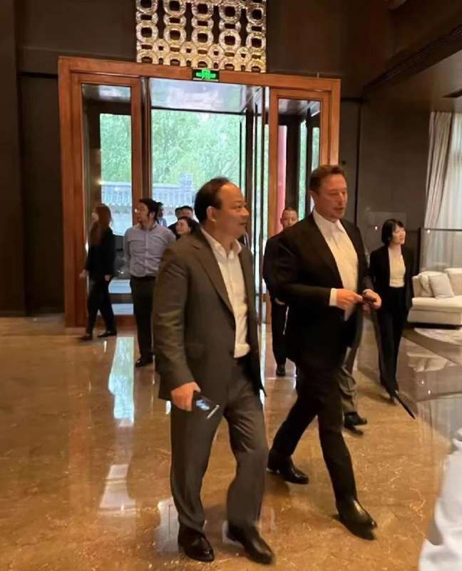  从SpaceX供应链摸底透视中国光伏的真正底牌 新闻