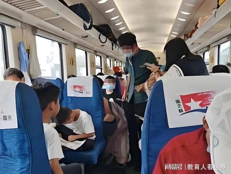  高铁冲突事件深度复盘：情绪失控的博弈论解析与系统性破局 情感心理